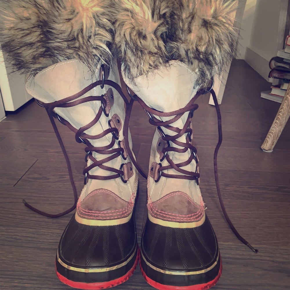 SOREL Joan of Arctic SnowBoots